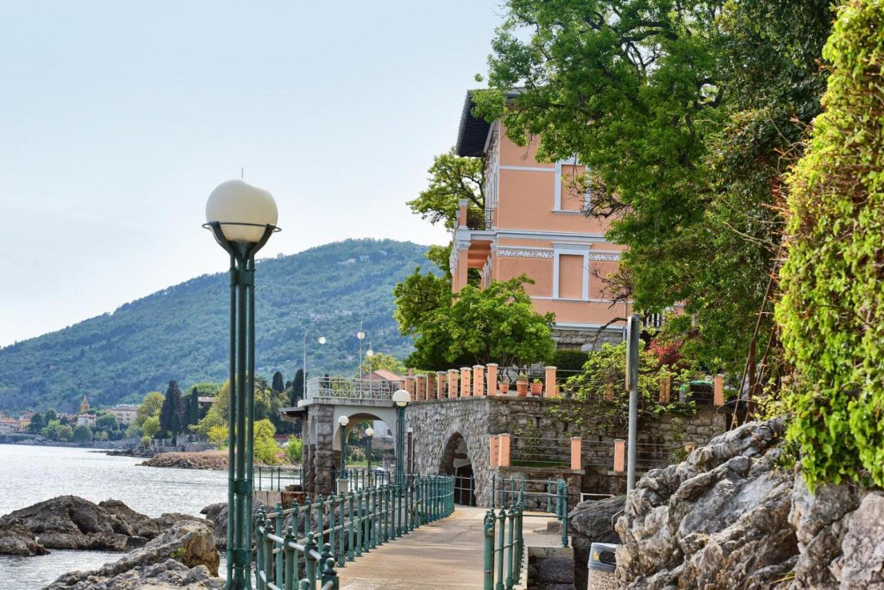 Apartment Hana Ičići Exterior foto